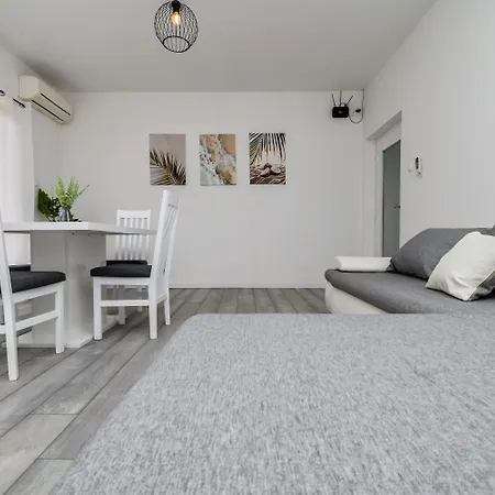 Tijana - Cozy Apartment Trogir